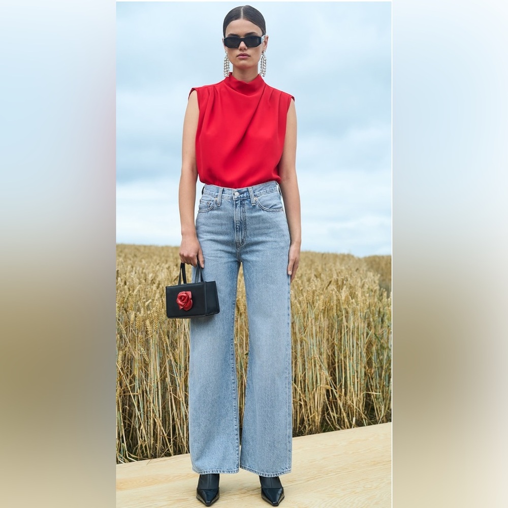 Levi’s Ribcage Wideleg Jeans